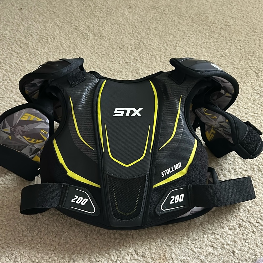 Lacrosse gear chest protector
